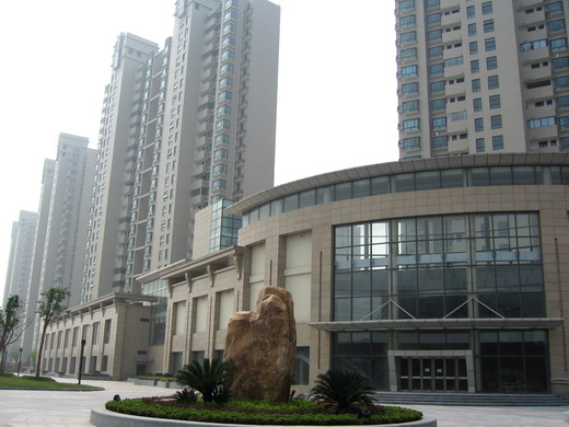 Shanghai Oriental City Garden